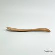 斧折樺の木製バターナイフ小　横から