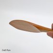 斧折樺の写真　すくう様に持った時　
